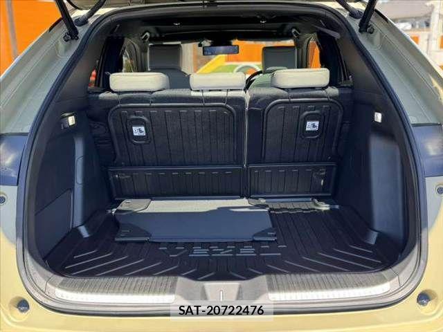 Honda VEZEL 2022-04 8247042-19