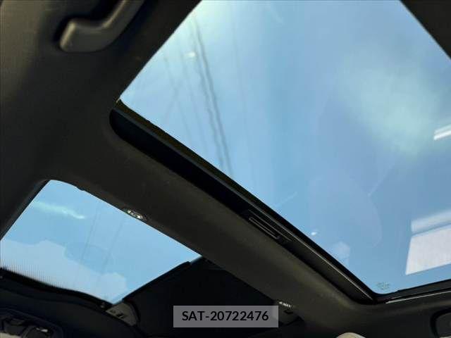 Honda VEZEL 2022-04 8247042-4