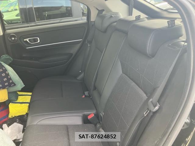 Honda VEZEL 2023-02 8317850-12