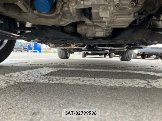 Honda VEZEL 2021-11 8317844-17