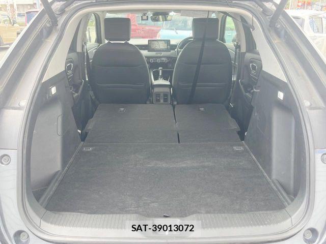 Honda VEZEL 2021-07 8317848-10
