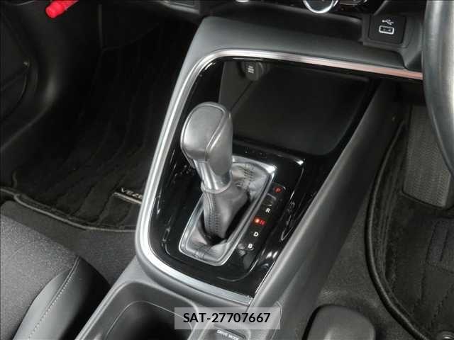 Honda VEZEL 2021-07 8317845-11