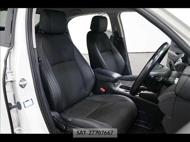 Honda VEZEL 2021-07 8317845-16