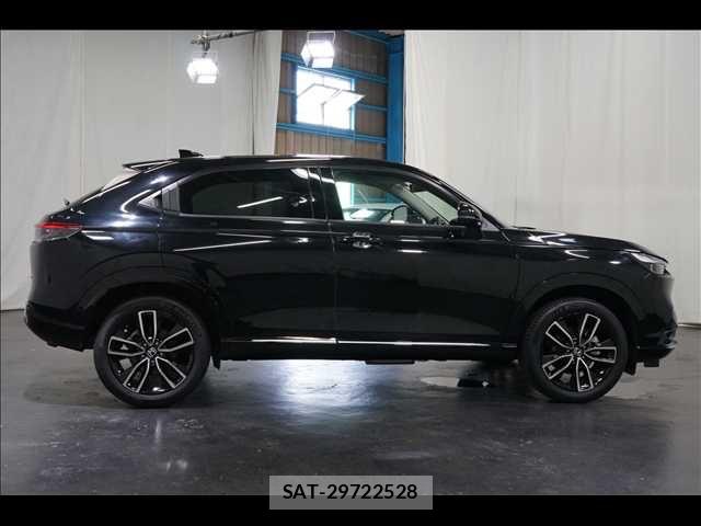 Honda VEZEL 2022-01 8317846-15