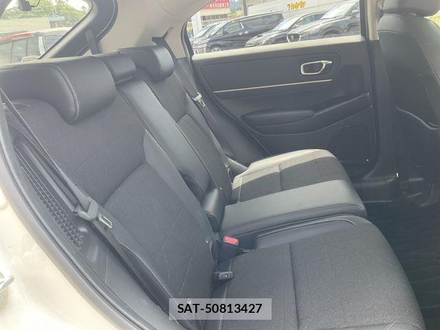 Honda VEZEL 2021-04 8338360-17