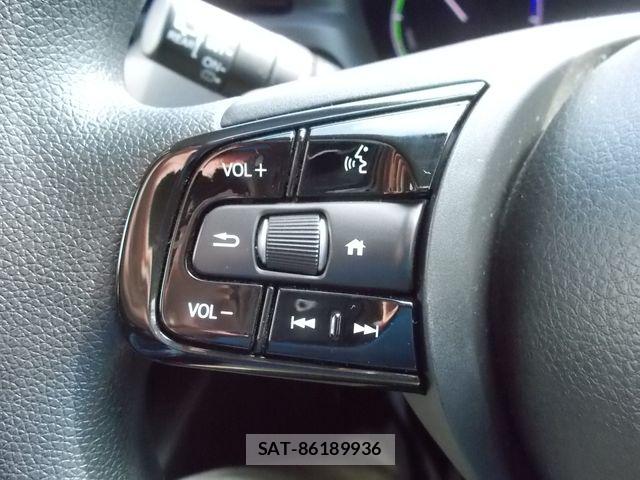 Honda VEZEL 2022-03 8337928-13