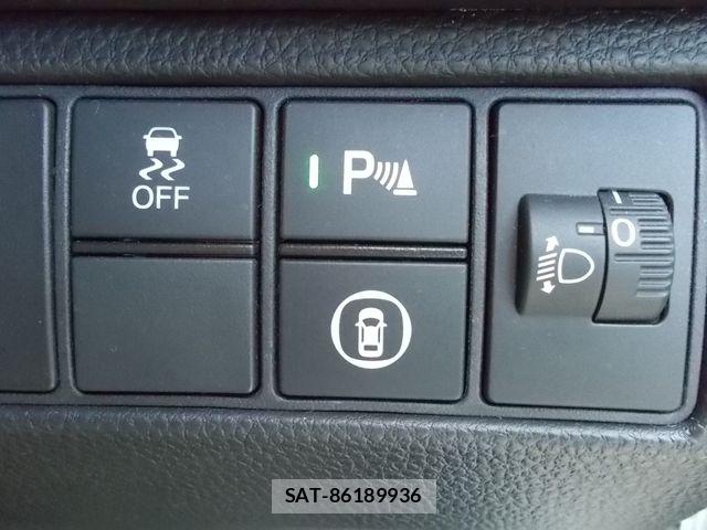 Honda VEZEL 2022-03 8337928-18