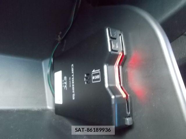Honda VEZEL 2022-03 8337928-19