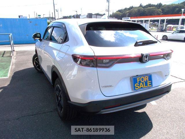 Honda VEZEL 2022-03 8337928-2