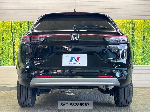 Honda VEZEL 2024-08 8338348-12