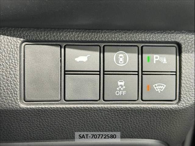 Honda VEZEL 2021-06 8338365-24