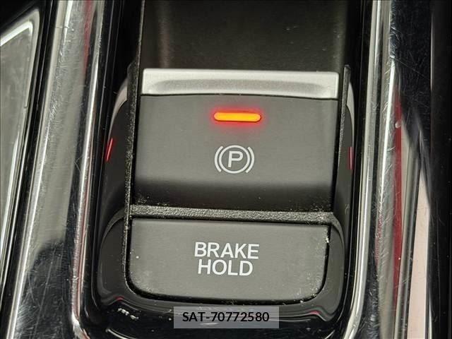 Honda VEZEL 2021-06 8338365-26