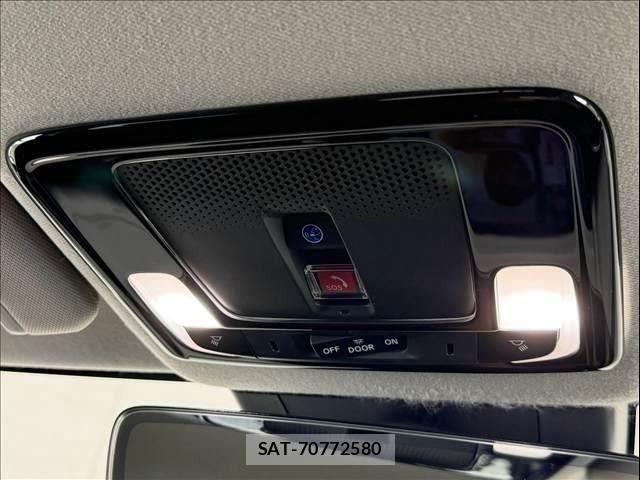Honda VEZEL 2021-06 8338365-29