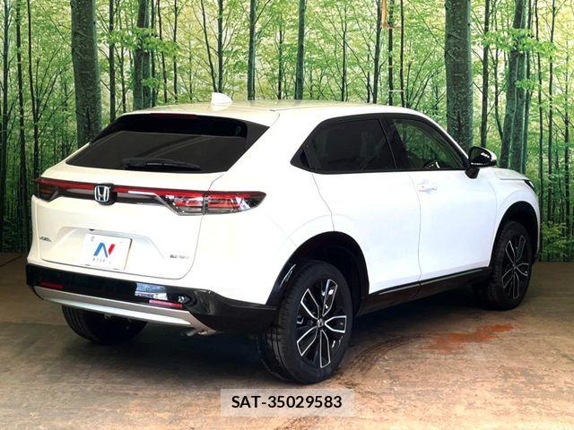 Honda VEZEL 2025-02 8338344-17