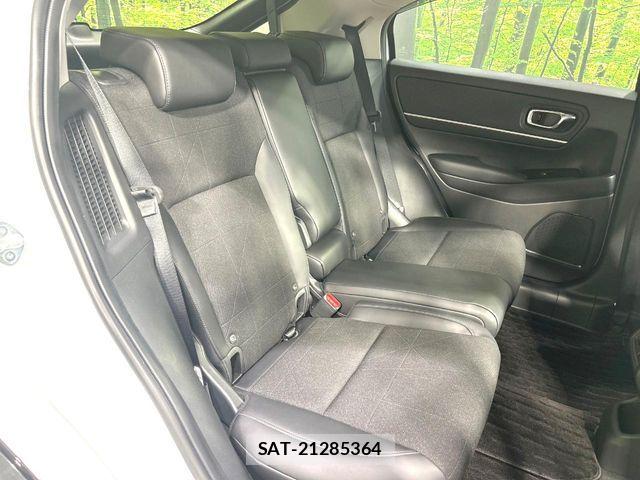 Honda VEZEL 2022-06 8338353-9