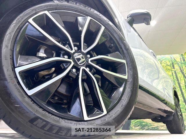 Honda VEZEL 2022-06 8338353-13
