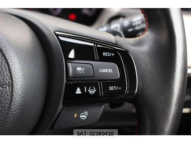 Honda VEZEL 2024-02 8355839-16