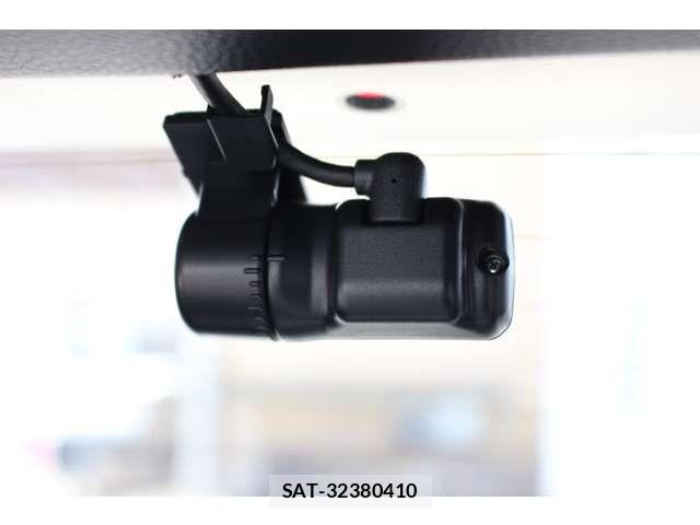Honda VEZEL 2024-02 8355839-3