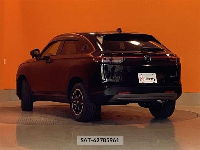 Honda VEZEL 2025-01 8369572-16