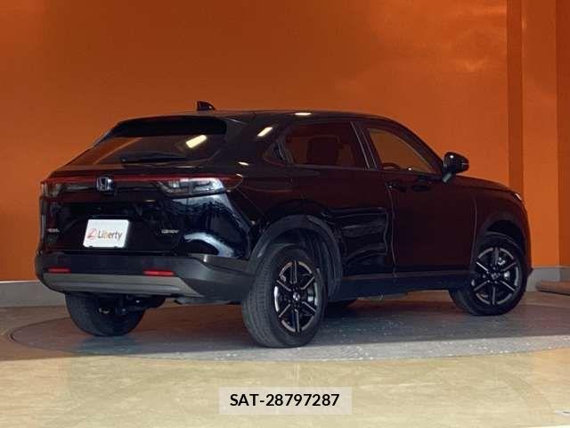 Honda VEZEL 2022-11 8369578-14