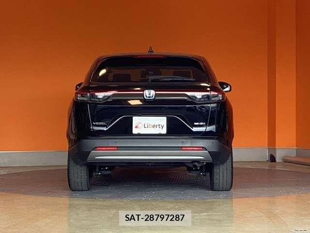 Honda VEZEL 2022-11 8369578-15
