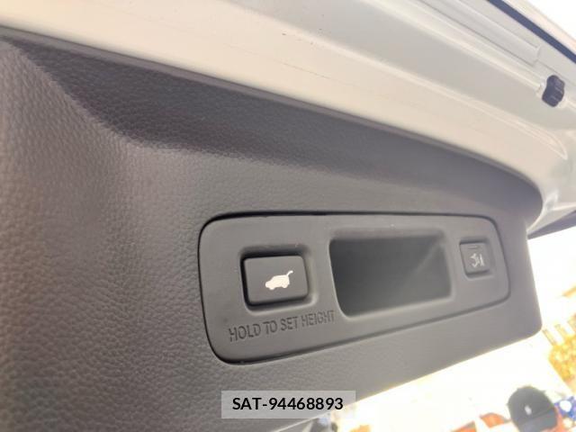 Honda VEZEL 2022-06 8369579-12