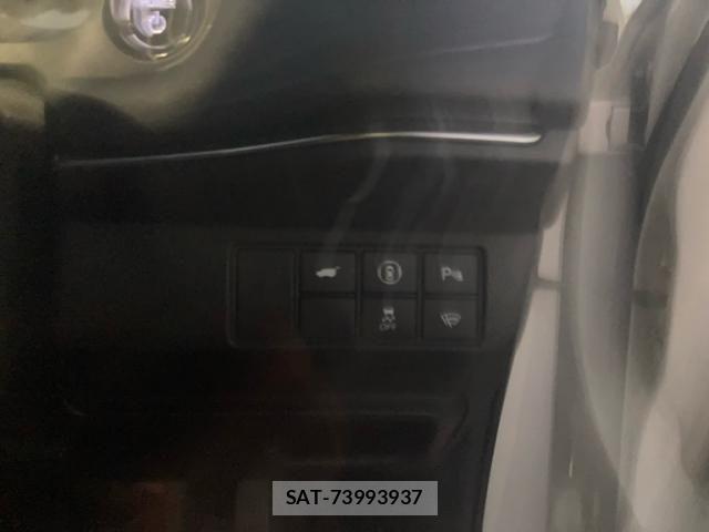 Honda VEZEL 2021-12 8369580-15