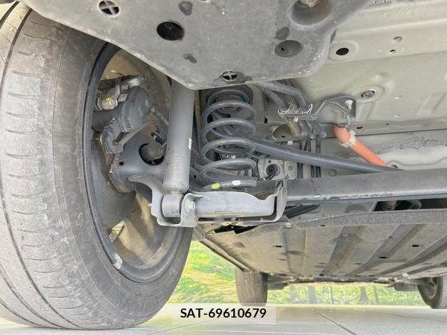 Honda VEZEL 2021-09 8369575-19