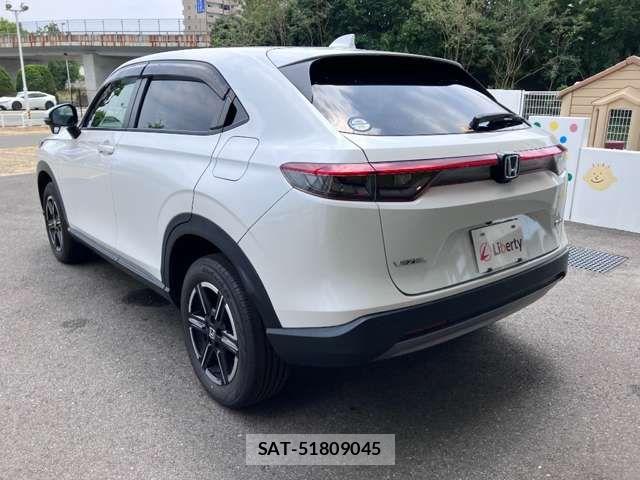 Honda VEZEL 2021-07 8369573-17