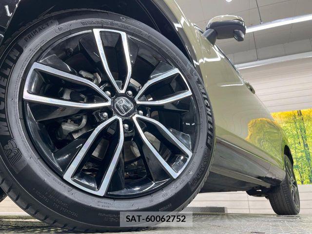 Honda VEZEL 2021-12 8369569-12