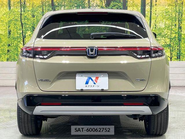 Honda VEZEL 2021-12 8369569-14