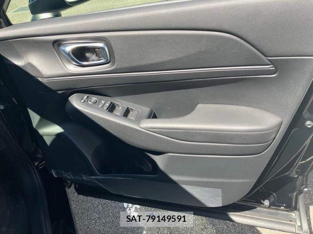 Honda VEZEL 2026-03 8369581-12