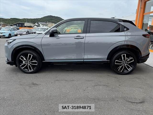 Honda VEZEL 2025-10 8369561-11