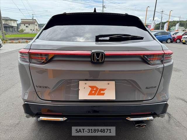 Honda VEZEL 2025-10 8369561-13