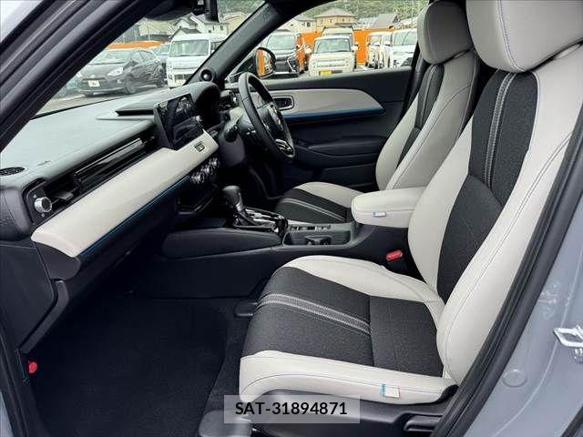 Honda VEZEL 2025-10 8369561-17