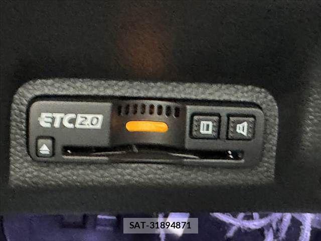 Honda VEZEL 2025-10 8369561-5