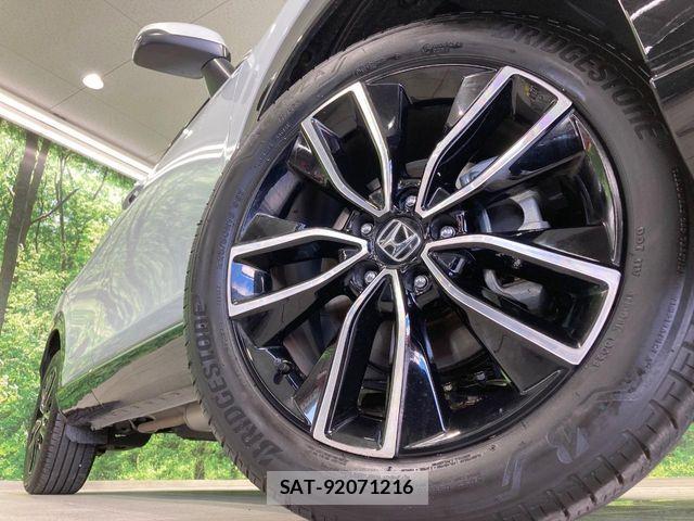 Honda VEZEL 2024-11 8369560-12