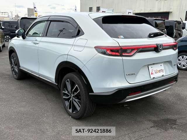 Honda VEZEL 2021-06 8369576-9