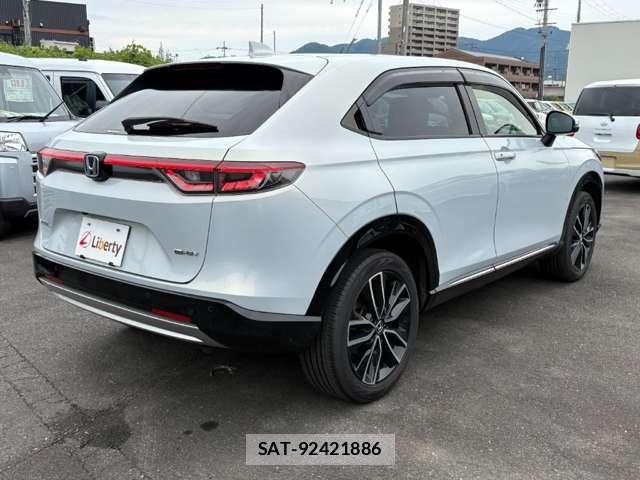 Honda VEZEL 2021-06 8369576-7