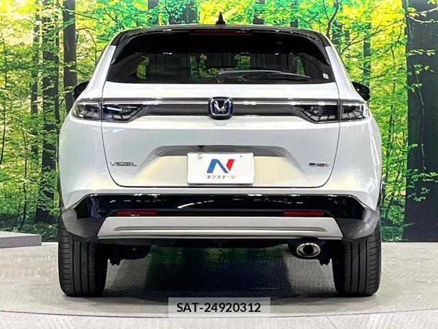 Honda VEZEL 2022-02 8372324-14