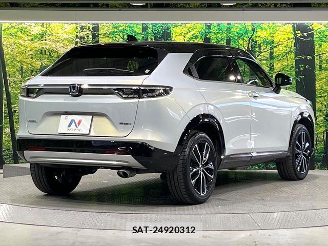 Honda VEZEL 2022-02 8372324-16