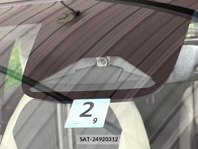 Honda VEZEL 2022-02 8372324-5