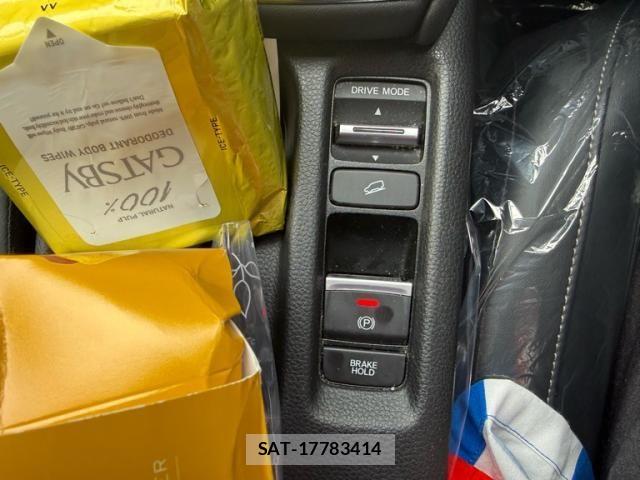Honda VEZEL 2022-09 8415665-16