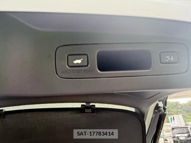 Honda VEZEL 2022-09 8415665-18