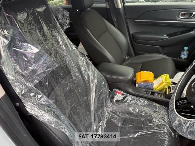 Honda VEZEL 2022-09 8415665-6