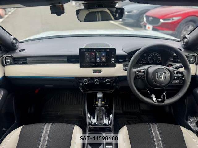 Honda VEZEL 2024-09 8415650-1