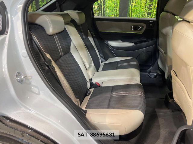 Honda VEZEL 2022-03 8439034-10