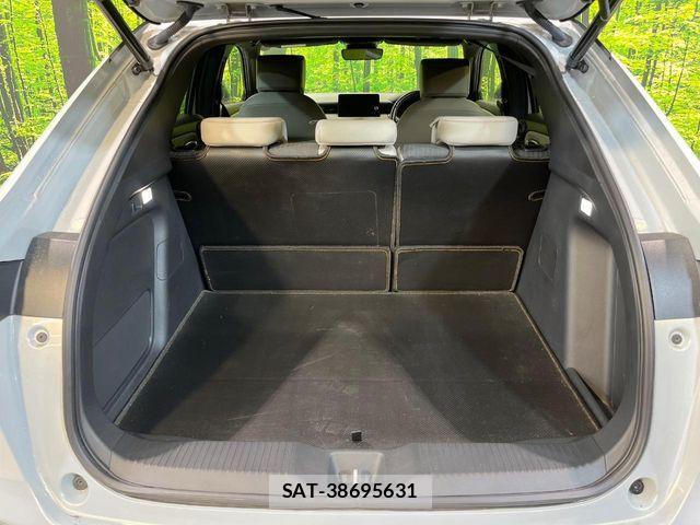 Honda VEZEL 2022-03 8439034-11