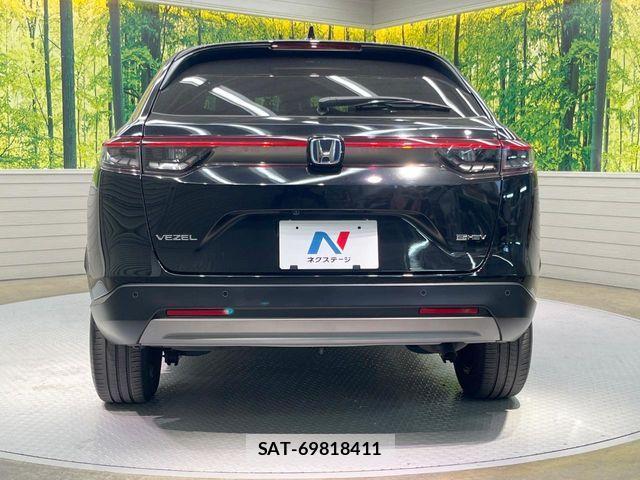 Honda VEZEL 2023-03 8439033-14