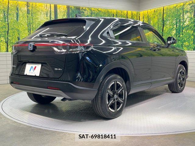 Honda VEZEL 2023-03 8439033-16